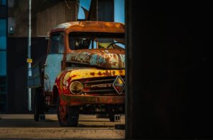 Récupération et enlèvement rapide de ferraille à Poussan : service local et professionnel